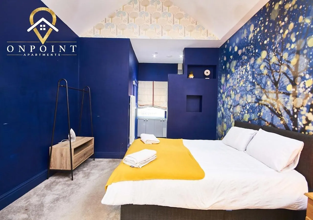 Onpoint Apartments-Large House Near Centre With Bar! Nottingham 0*,  United Kingdom